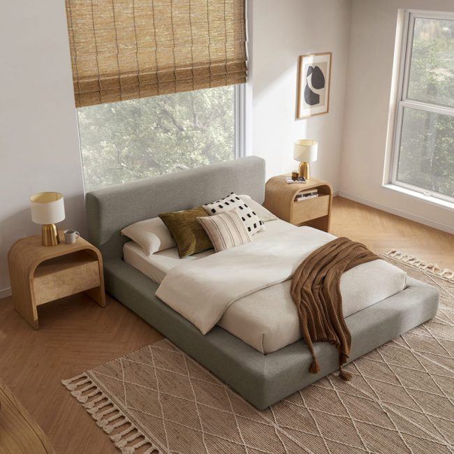 Customizable Design Dawson Bed