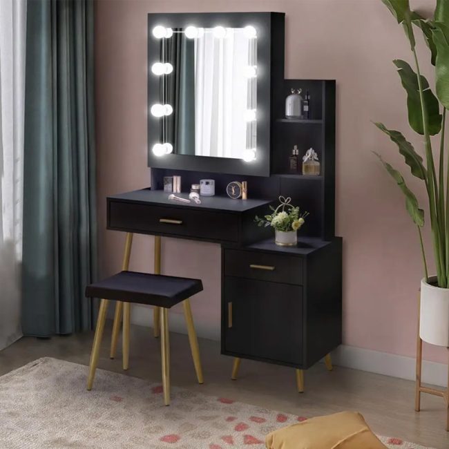 Dressing Table Set with Drawers and Mirror