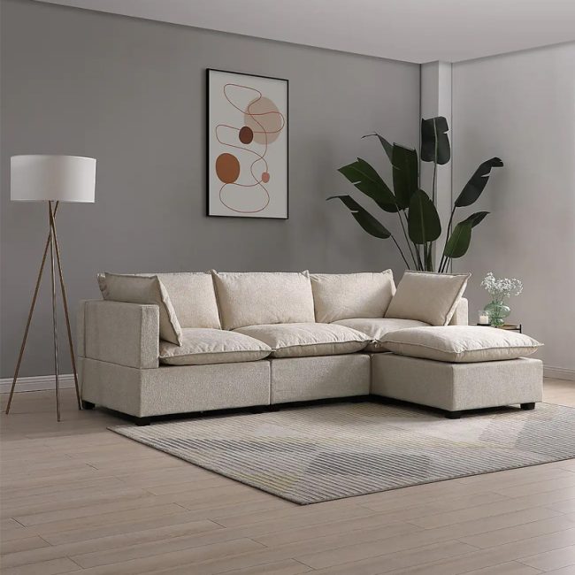 Modern 3 Seater Sectional Sofa with Chaise