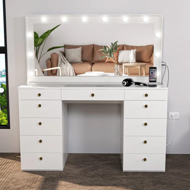 Modern Classic Dressing Table with Mirror