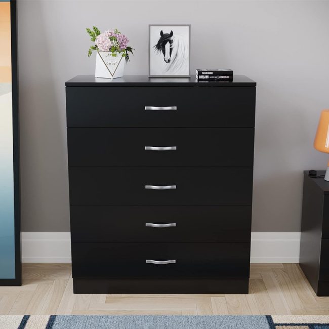 Modern Style Riano Chest of Drawers