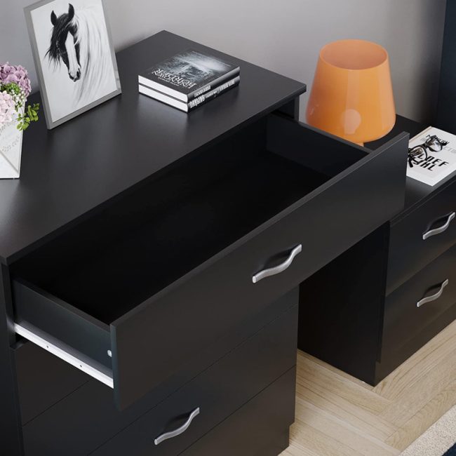 Modern Style Riano Chest of Drawers