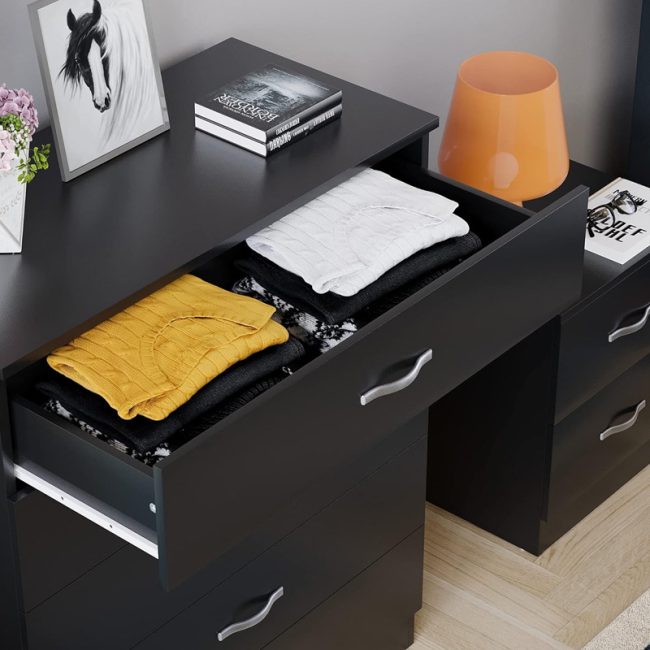 Modern Style Riano Chest of Drawers