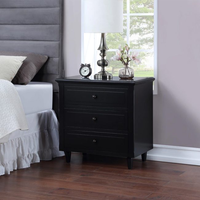 Classic Design 3 Drawers Nightstand