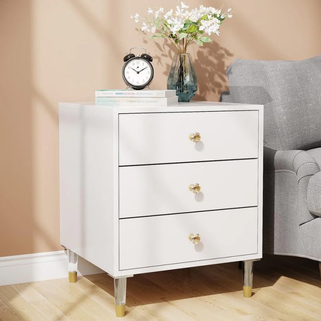 Modern3-Drawer Nightstand with Storage