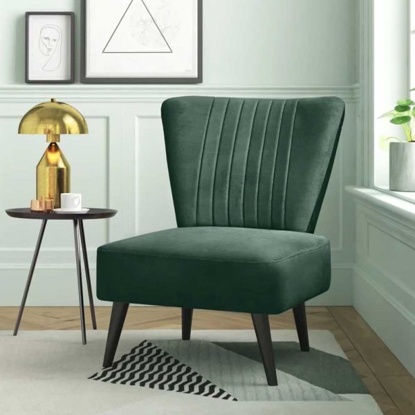 Cozy and Elegant Velvet Upholstered Chair